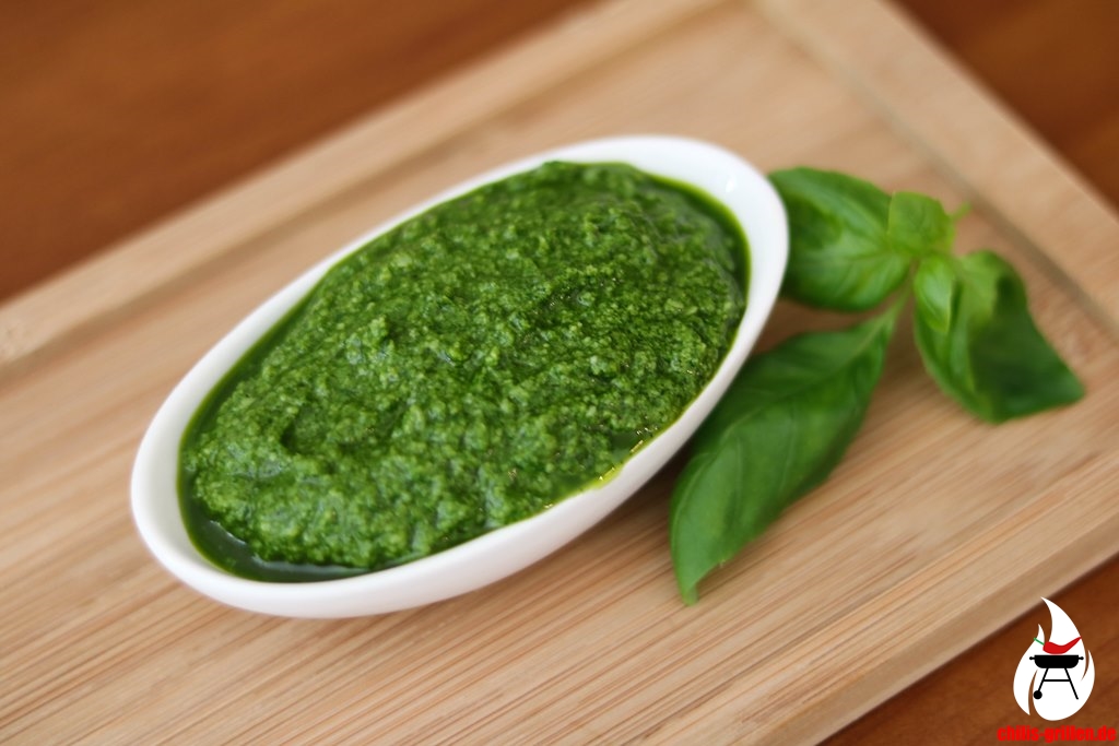 Rucola-Basilikum-Pesto