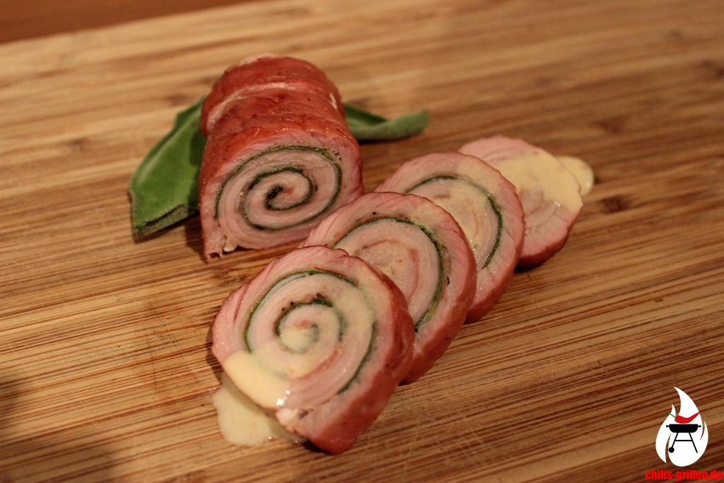 Saltimbocca-Röllchen aus dem Salbei-Rauch